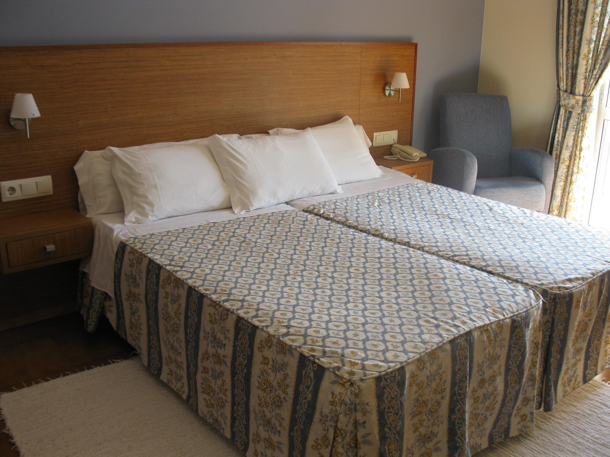 Hotel Troncoso Sanxenxo Pokoj fotografie